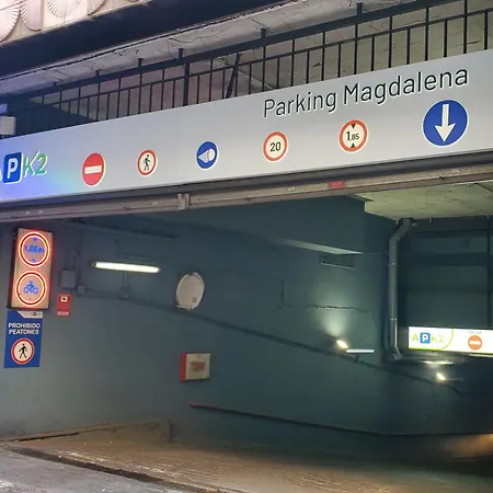 Magdalena Plaza Center 1º * Seville